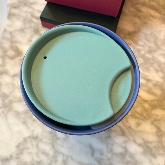 Hawaii Ceramic Starbucks cup - Picture 5 of 6